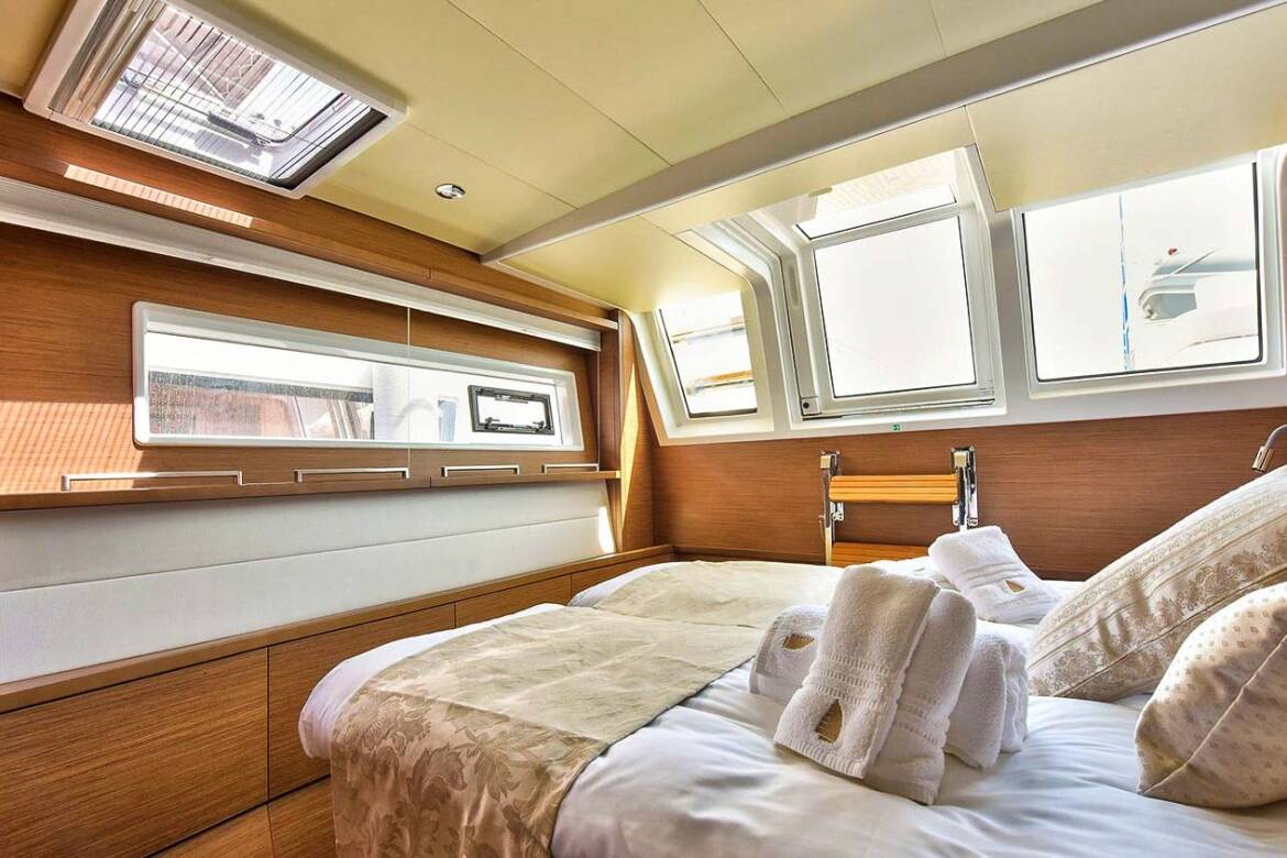 14 Lagoon 620 cabin view 15 1266x844