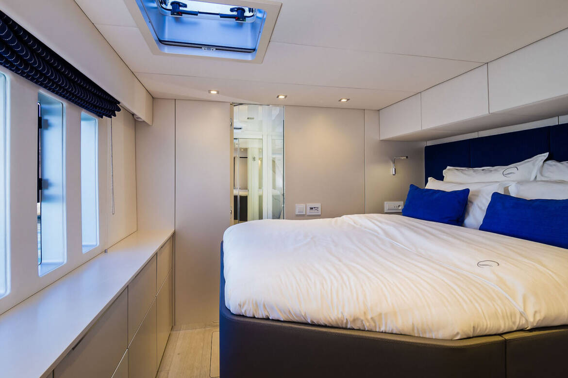 17 Sunreef 50 double cabin view 1620x1080