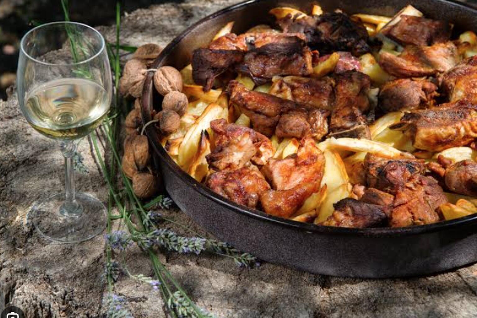 FOOD & WINE