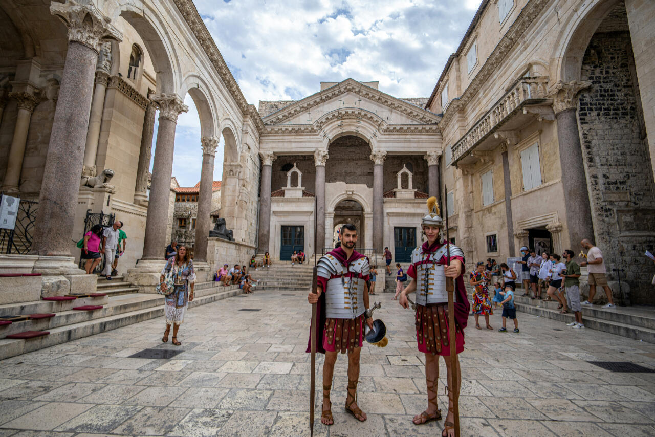 OLD TOWN & CULTURE