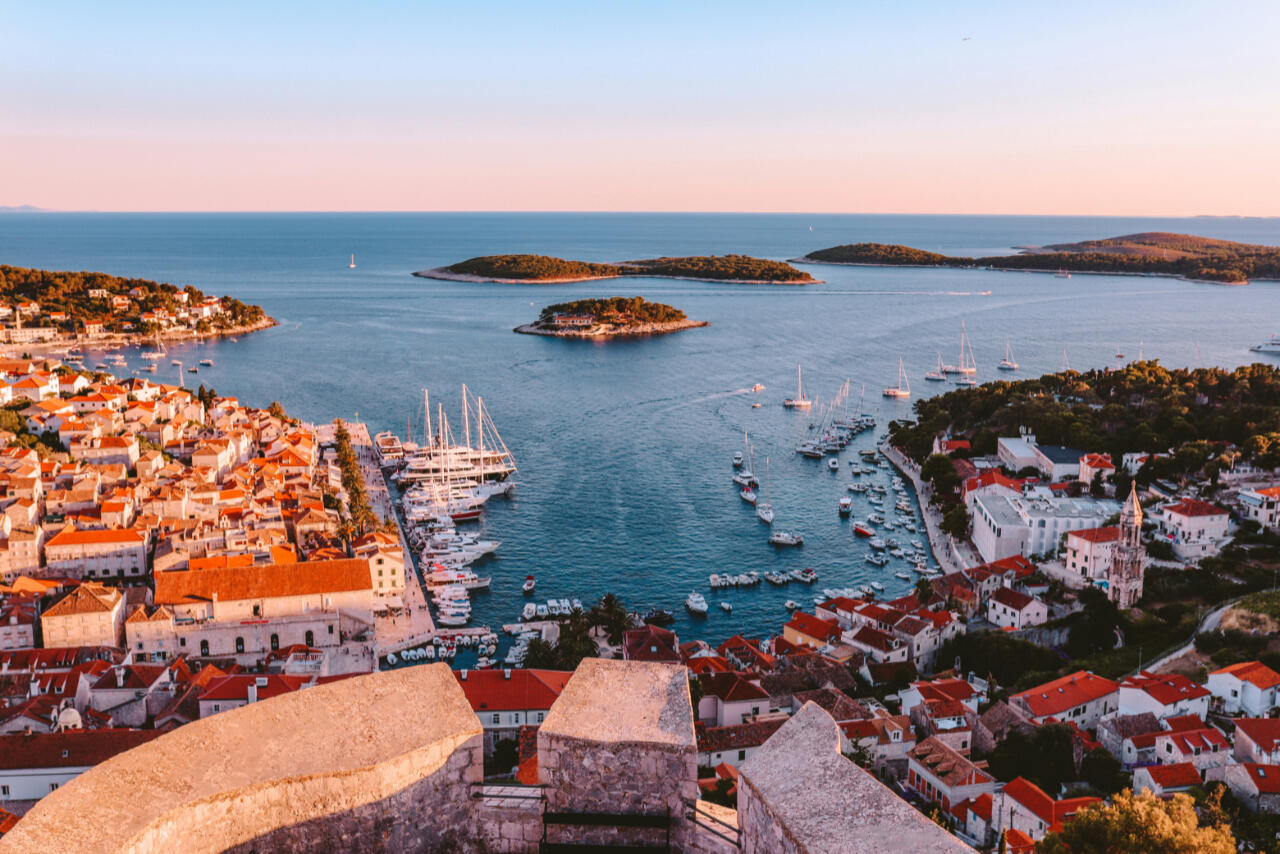 HVAR & DALMATIAN ISLANDS